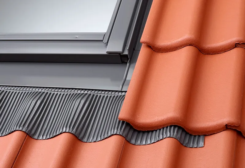 Lemování kombi zapuštěné EKJ 0001H pro MK10, a=160mm, profilovaná krytina